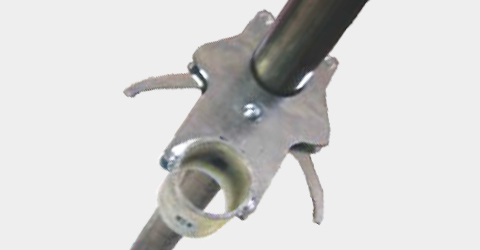 Dispositivo di aggancio rapido per pali/impalcature